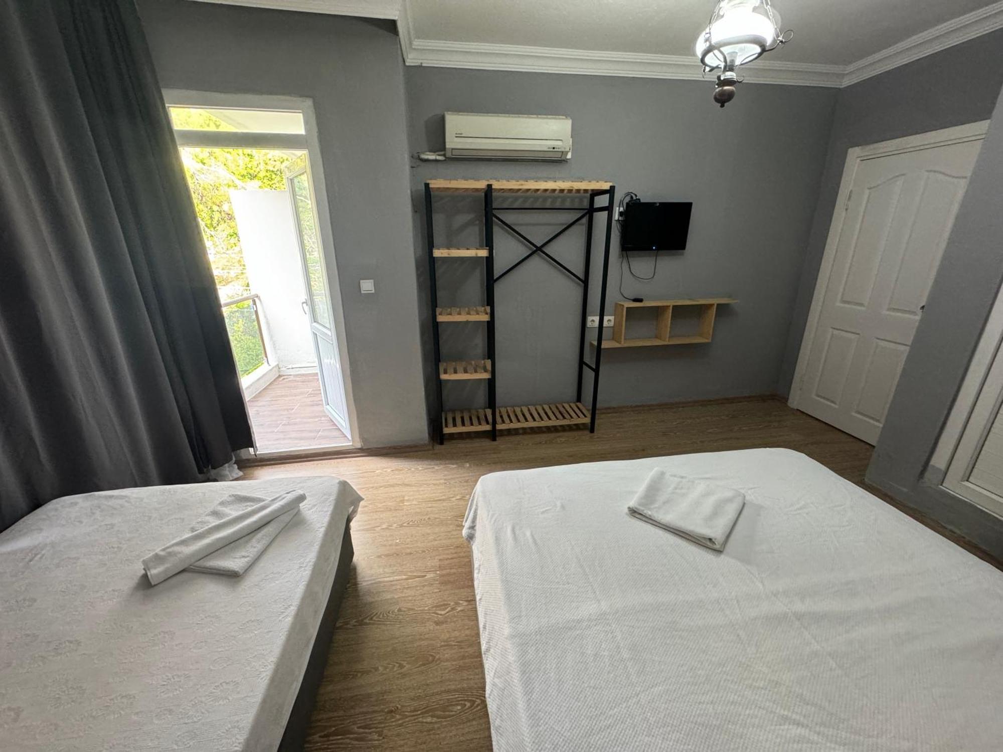 Gueler Butik Hotel Antalia Esterno foto